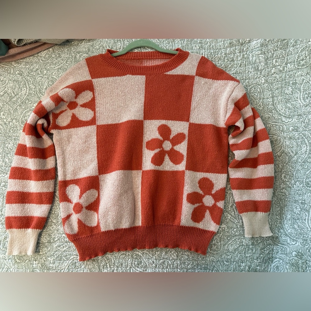Floral Checkerboard Crewneck Sweater - Rust & Cream